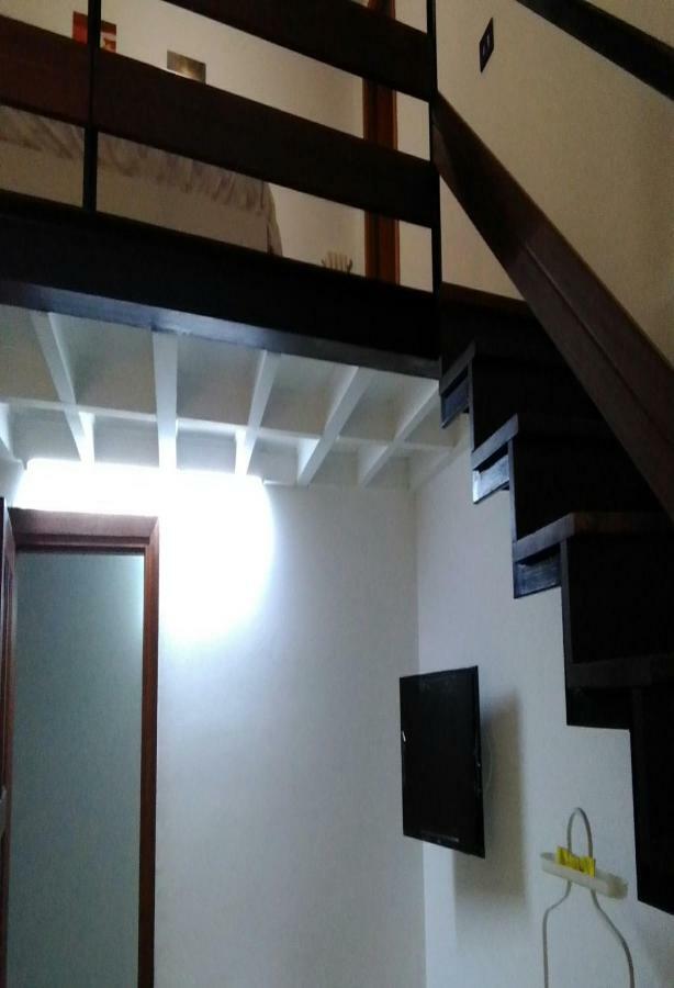 Il Sorriso Bed & Breakfast ซาแลร์โน ภายนอก รูปภาพ